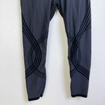 Fanka Body Sculpt Capri Leggings Womens Medium Black Reversible Workout Gym Photo 3