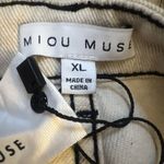 Miou Muse Women’s Jeans Size XL Ivory Stitched Washed Denim Fray Bottom Cuffed Photo 4