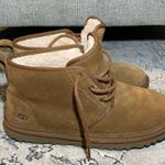 UGG  Neumel Women's Boots In Chestnut Photo 5