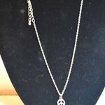 Source Unknown Vintage 70's Classic Small Peace Sign Silver Tone Link Chain Pendant Necklace Photo 0