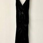 NWT coolrated Sleeveless V Photo 0