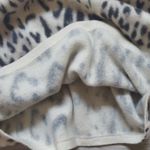 Sutton Studio Cashmere Sleeveless Sweater Shell | Animal Print Sweater Shell Black Photo 9