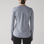 Lululemon Outrun Long Sleeve in Arctic/Ice Gray Suited Jacquard Photo 1