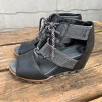 Sorel  Womens Joanie Sandal‎ Black Dark Leather Strappy Lace Up Wedge Heel Shoe 7 Photo 2
