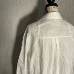 Design History  100% Cotton White Button-Up Blouse Knit Shoulder Size Large Photo 7