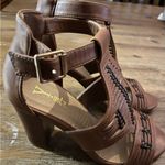 Y-Not  Brown Sandals size 8.5 Chunky heel Photo 0