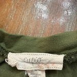 cupio Women's Green & Black Paisley Embroidered Short Sleeve Tee Medium Photo 5