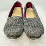 Toms Womens 7.5 Black White Tweed Classic Slip On Shoes Fur inserts Photo 1
