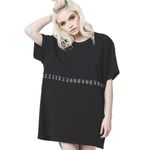 LF  Emma and Sam hook and eye split tee Photo 1