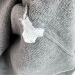 Banana Republic  Womens Italian Merino Textured Yarn Crewneck Grey Sweater Photo 3