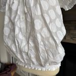 Harvé Benard Harve Benard White Puff Sleeve Blouse with Smocked Ruffled Details Photo 6
