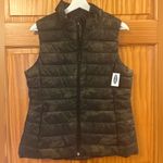 Old Navy  Size Medium Frost-Free Green Camouflage Quilted Puffer Vest NWT Photo 7