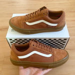 Vans Old Skool 'Brown Gum'
VNOA5FCBB7G Women 9.0 US Mens
7.5 US Photo 0