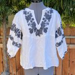 Petal and Pup Kyah Embroidered Top White size L Photo 1