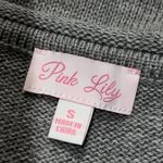 Pink Lily  size small women’s oversized grey sweater with front pocket side slots Photo 7