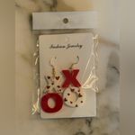 NIB Women’s XO Heart Earrings – Red & White Valentine’s Day Statement Jewelry Photo 1