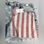 Judy Blue  Americana denim cutoff shorts new with tags size 1XL Photo 1