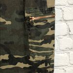 Forever 21  camouflage jeans Photo 3