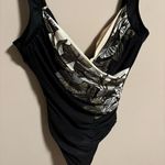 MiracleSuit Petal to the Metal Sanibel One-Piece Slimming 10lbs- Size 10 Photo 1