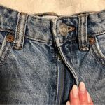 ZARA  Mom Fit Denim Shorts Light Wash Zip Up High Rise Pockets Roll Up Size 2 Photo 2