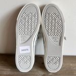 Converse  Dainty Mary Jane Silver Women's Shoe Size 7.5 #B1957 Photo 8