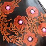 Hand tooled leather purse Photo 2