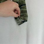 Bobbie & Brooks Bobbie Brooks Long Sleeve Camo Cropped Shirt Womens Small Green Photo 6