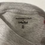 Abercrombie & Fitch  tee Photo 1