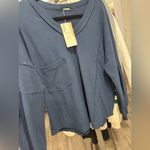 Elegant Navy V Photo 8