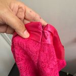 Versona  accessories Elegant Pink Lace Skirt, size 8, zips on the side Photo 3