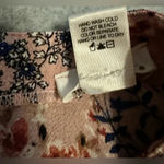 Urban Romantics  pink floral flutter sleeve top size M Photo 5