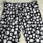 Onzie Skull Print Capri Leggings Photo 2