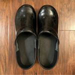 Sanita Womens Patent Leather Crocodile Textured Black Professional Clog Shoe 9.5 Photo 8