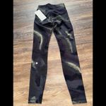 Lululemon Wunder Train High Rise 28” Ink islands Burnside Multi Size 6 NWT Photo 2