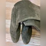 Boutique Beautiful dark green/Oliva heeled Sudue boots (6.5) Photo 7