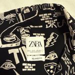 ZARA  Black and White Graphic Shirt Photo 2
