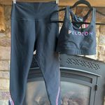 Peloton  Athletic Set Photo 0