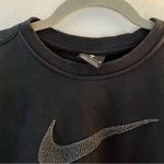 Nike  Sweatshirt Black Cropped Sweatshirt w/ Plush Fuzzy Tick Logo Sz M GUC Photo 6