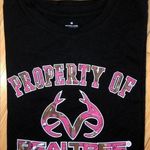 Realtree  Sz M Ladies Black Pink Camo Logo Tee NEW NWOT Photo 0