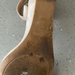 Journee Collection Womens LOUCIA Beige Wedge Heeled Sandals 7.5 Photo 8