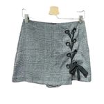 DO+BE Lace Up Plaid Skort Black Gray Size Medium Photo 0