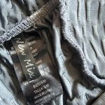 New Mix  textured scrunch leggings Photo 3