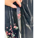 RIXO Black Floral Embroidered Velvet V Photo 4