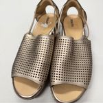 Earth Gold Leather Laser Cut Comfort Flats Womens 10 Sandals Beachy Slip On Photo 5