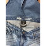 Wrangler Washed Denim Mid-Rise Skinny Bootcut Jeans Womens Size 6R Frayed Hem STRETCH Photo 2