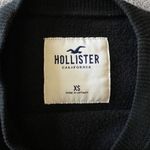 Hollister  Black Crewneck Sweatshirt Photo 1
