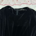 & Other Stories Elegant Black Classic Silky Velvet Dress with a Removable Lace Collar Photo 6