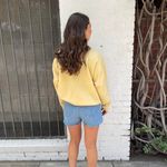 Vintage yellow pebble lake embroidered crewneck sz L women’s Size L Photo 3