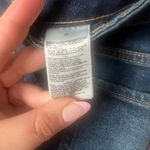 Old Navy Women Size 24 High Rise Straight Blue medium wash denim shorts Photo 5