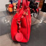 TUCKER TWEED Sedgefield Legacy Signature Handbag Red Photo 4